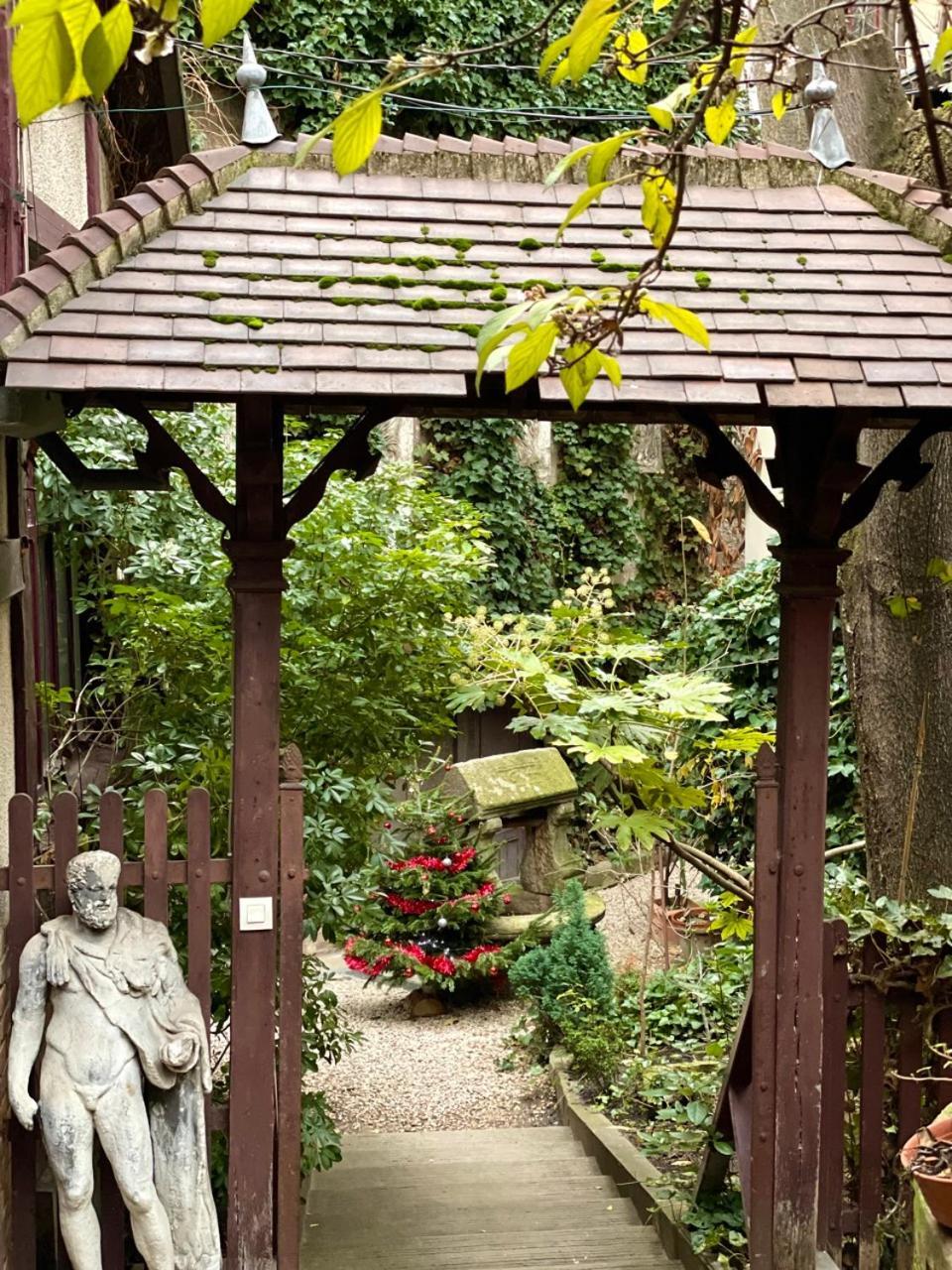 New : Atelier Artiste Montmartre Lägenhet Paris Exteriör bild